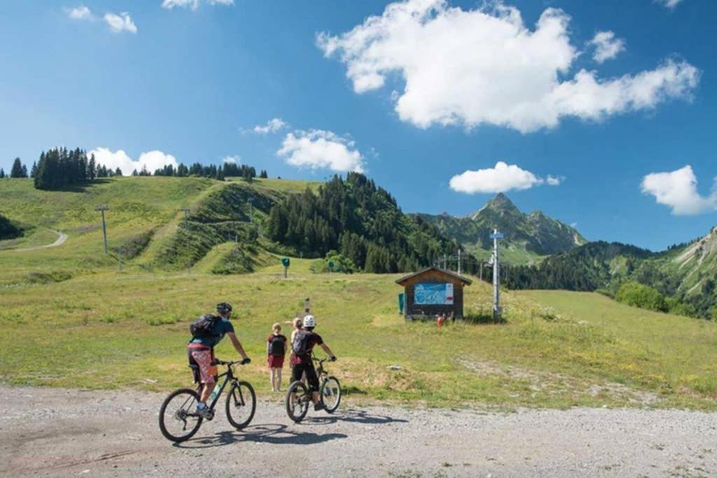 L'Enchalpe, Grand Et Lumineux Studio Avec Coin Montagne 5 Personnes, 60M Des Pistes, Piscine Couverte, Wifi, Grand Balcon Expo Est, Draps Non Compris Saint-Jean-dʼAulps Exteriör bild