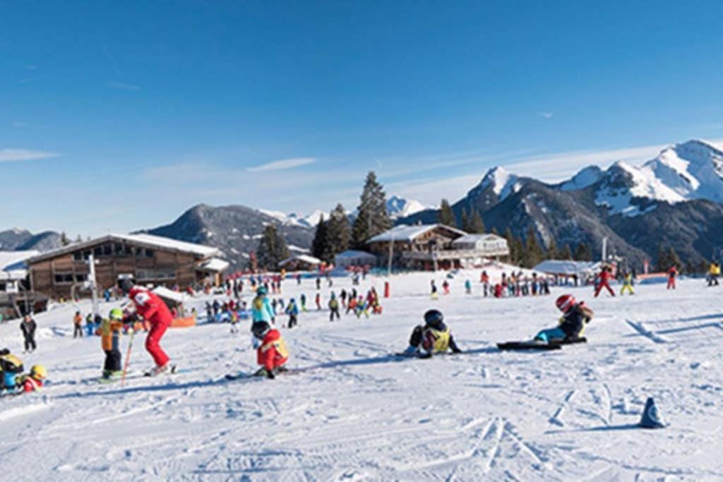 L'Enchalpe, Grand Et Lumineux Studio Avec Coin Montagne 5 Personnes, 60M Des Pistes, Piscine Couverte, Wifi, Grand Balcon Expo Est, Draps Non Compris Saint-Jean-dʼAulps Exteriör bild